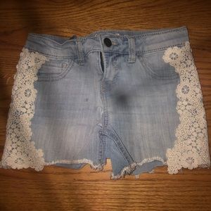 Cat and Jack shorts with lace detail